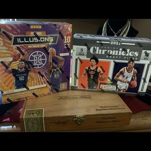 Unopened paini illusions 2000-2001 and unopened mega box 2021 panini chronicles